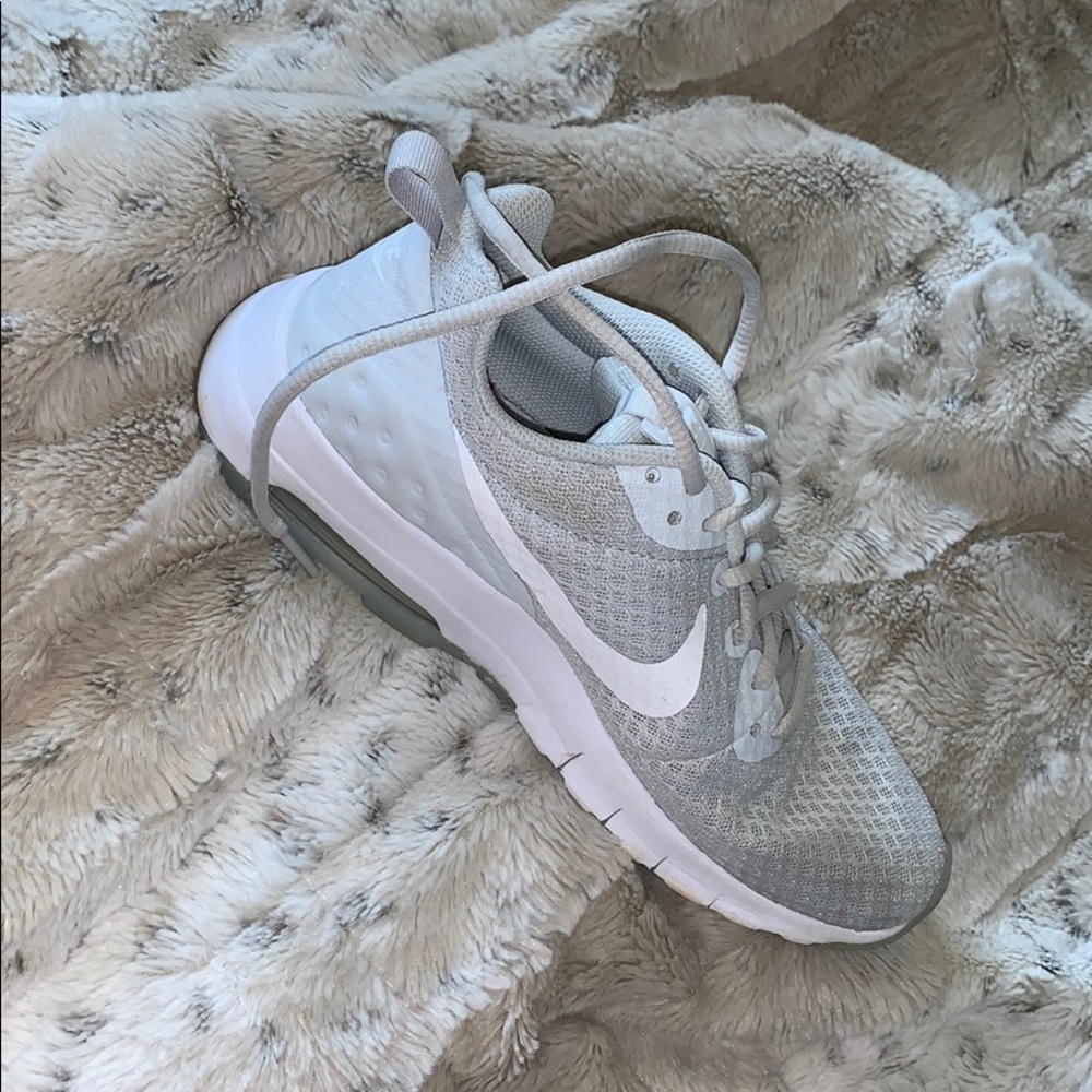 Nike Air gray sneakers - Picture 3 of 3